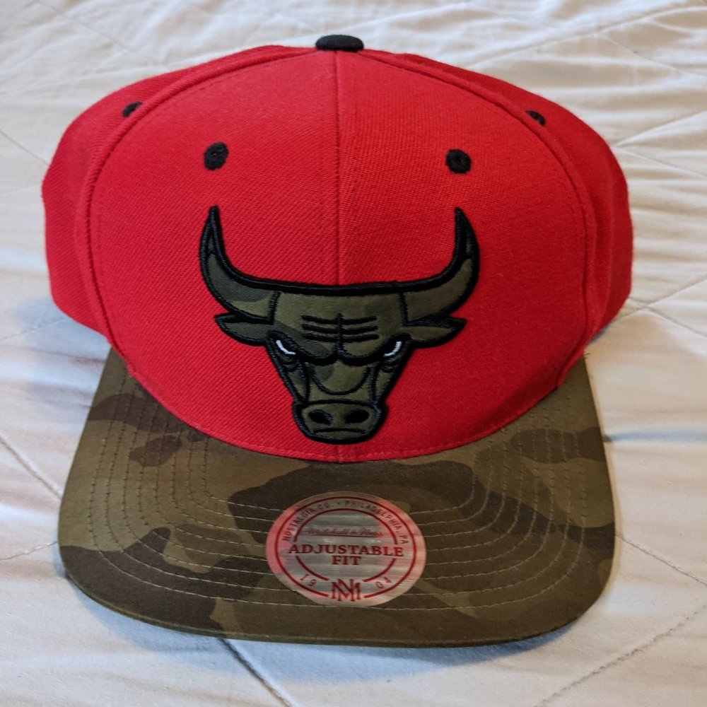 COPY - Mitchell & Ness Camo and Red Bulls Hat
